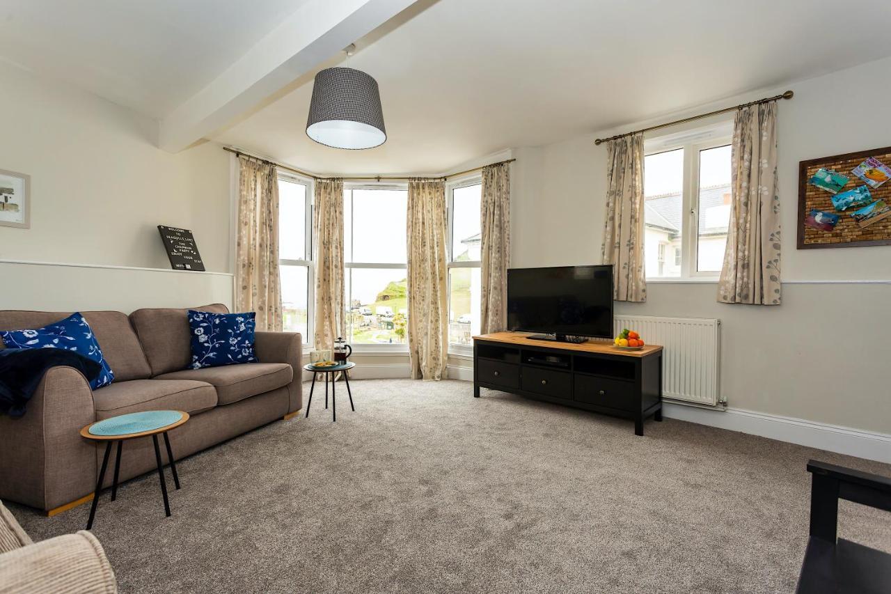 Seagulls Loft, Grove Apartments Илфракомб Екстериор снимка