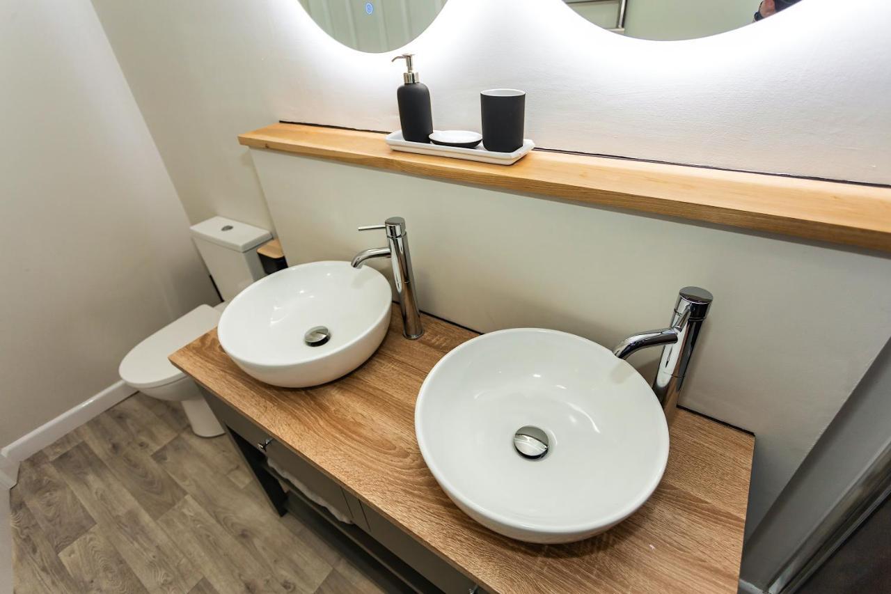 Seagulls Loft, Grove Apartments Илфракомб Екстериор снимка